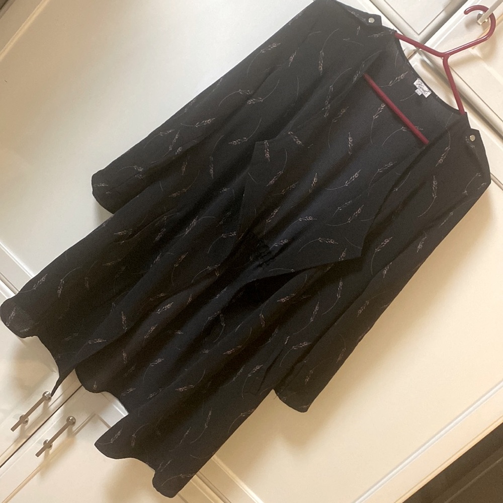 10 for $50.      Kismet kimono